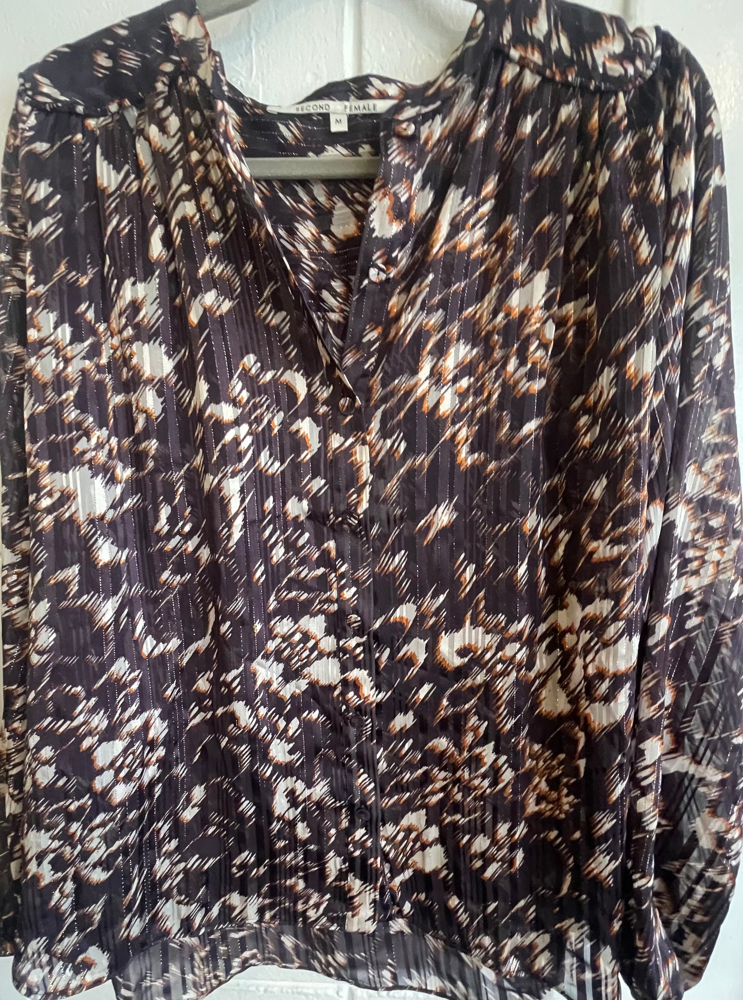 SECONDE FEMALE Shirt Size M