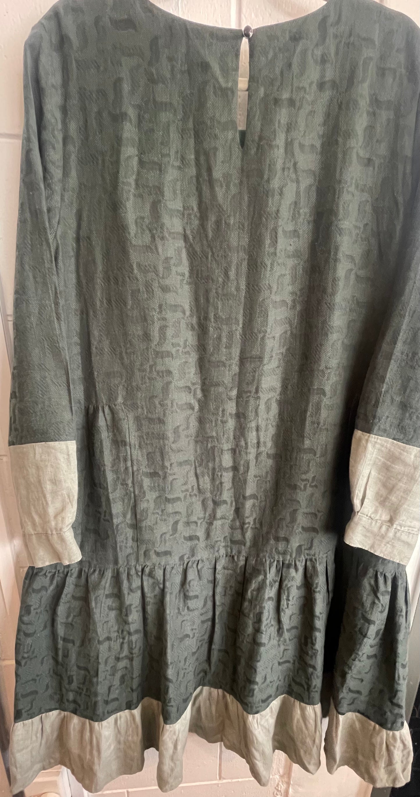 ET ALIA Dress Size 16