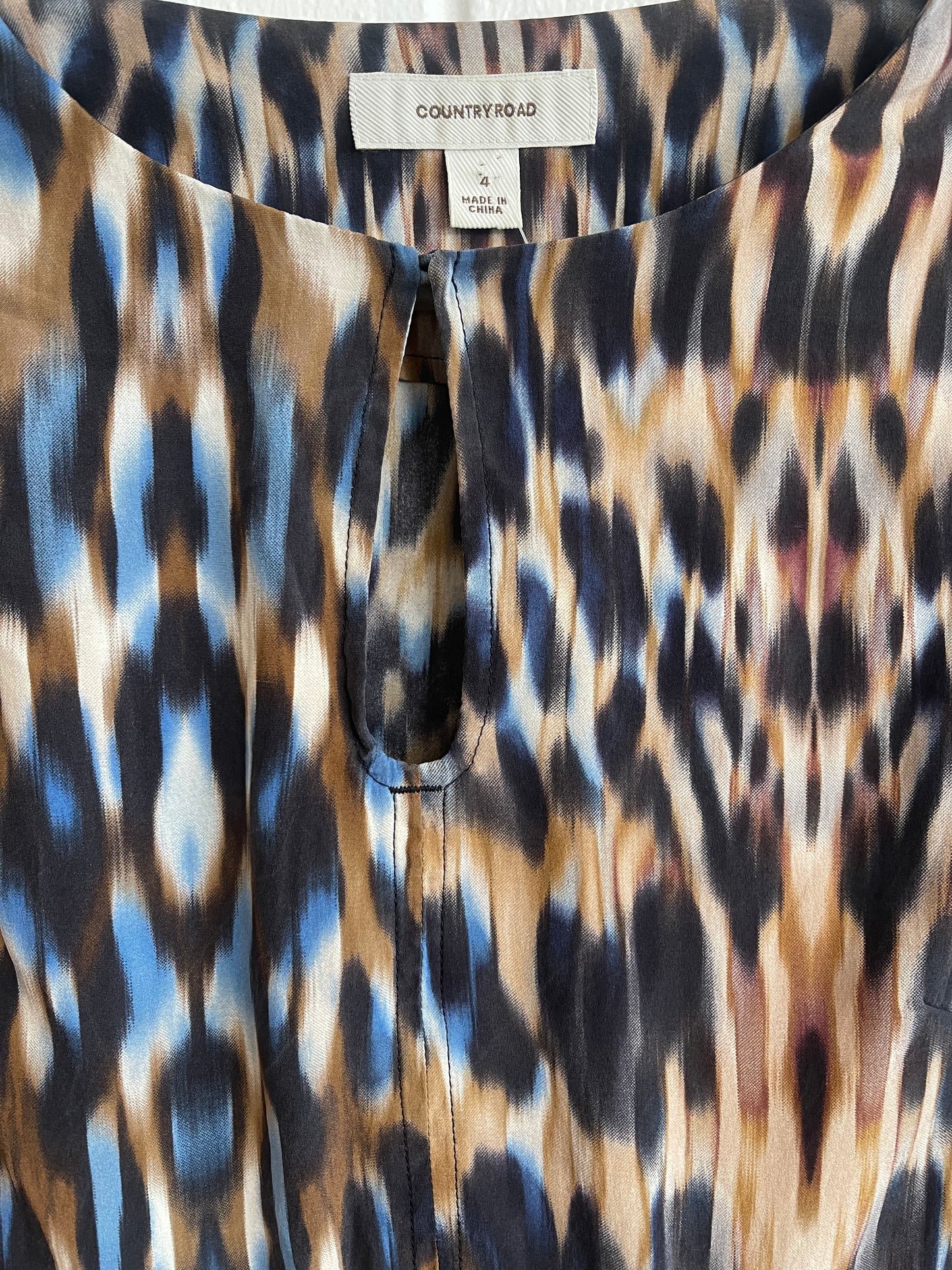 COUNTRY ROAD Dress Size 4