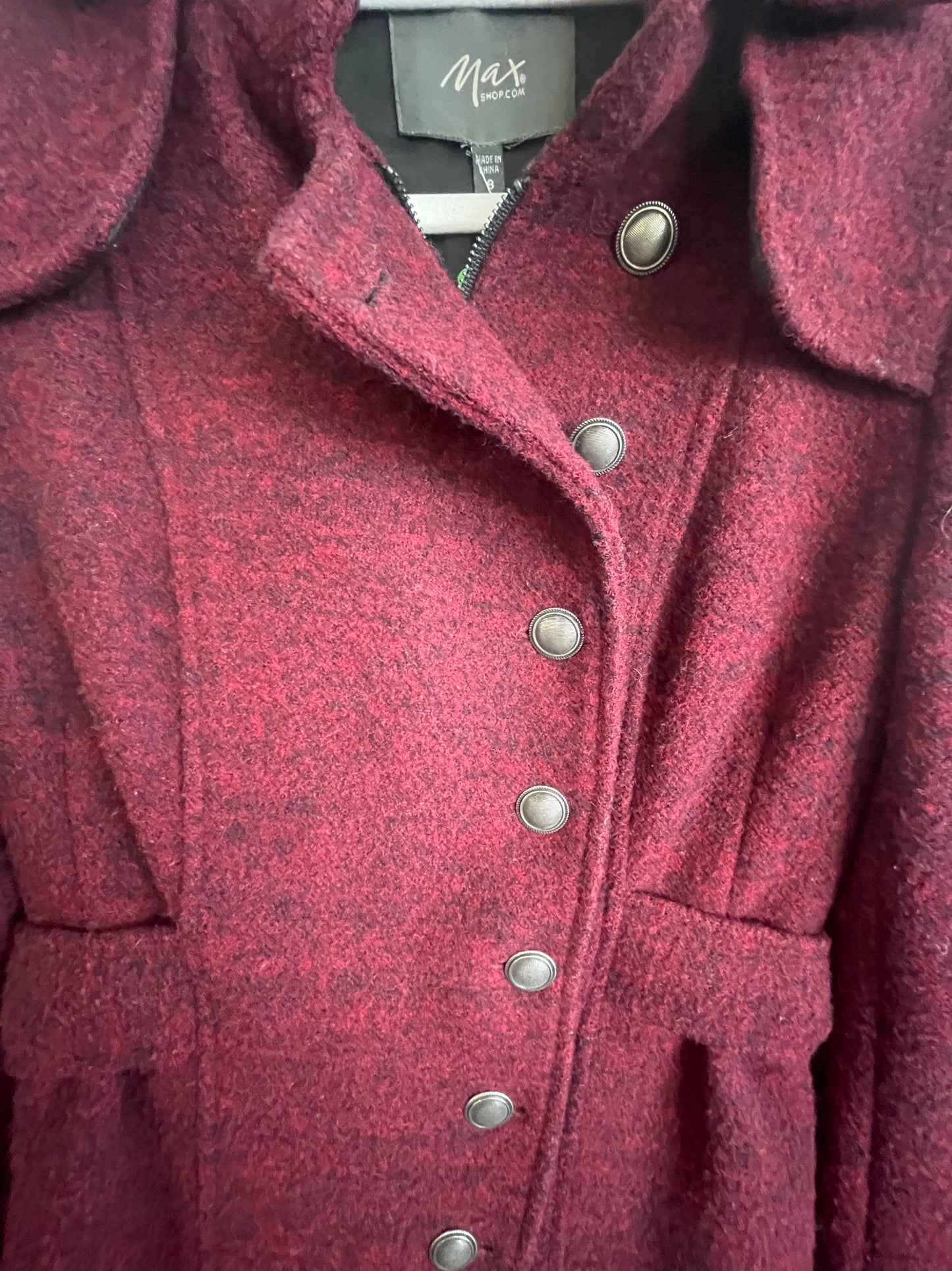 MAX Coat Size 8