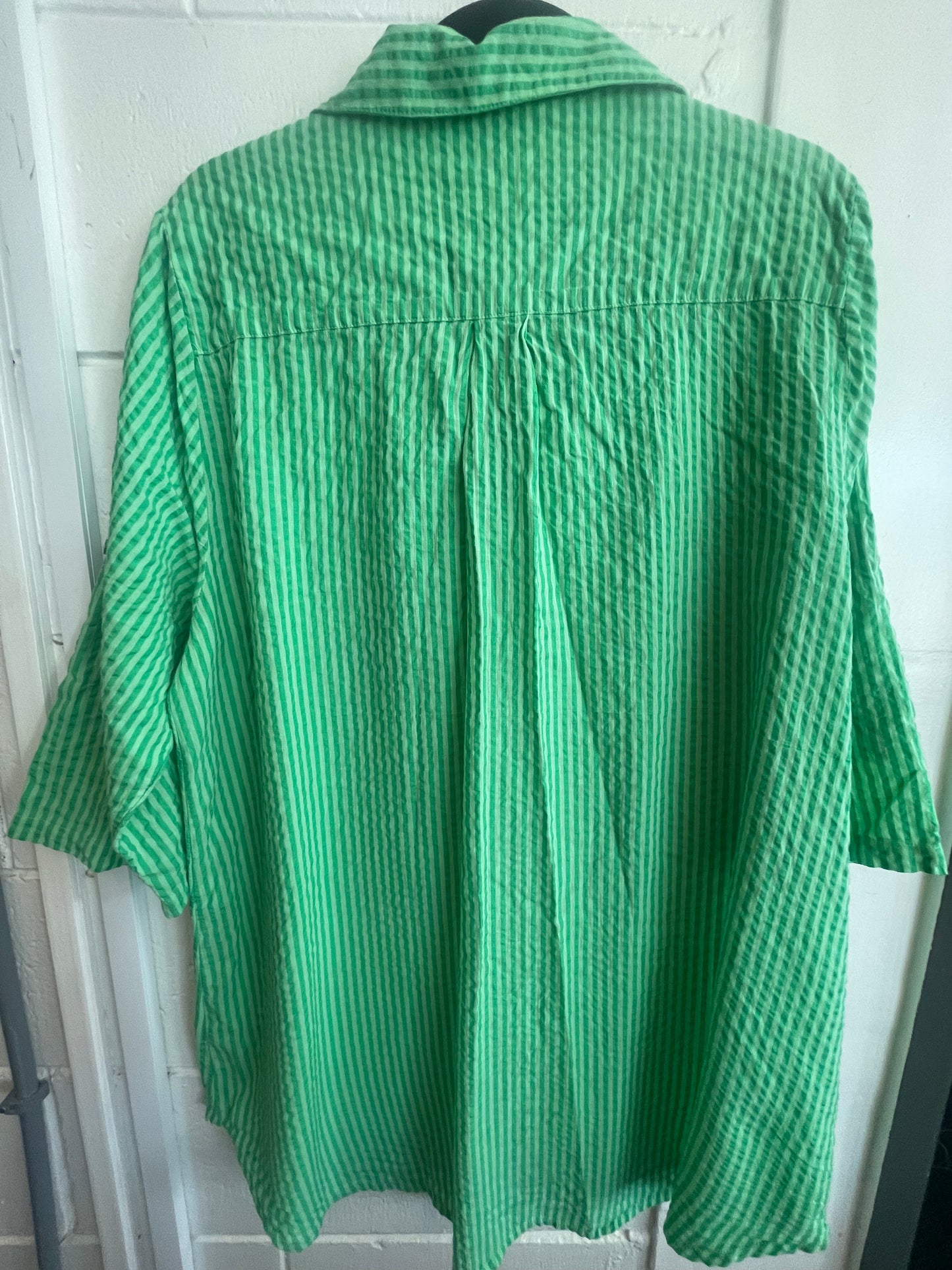 VIRTUELLE Shirt Size 14