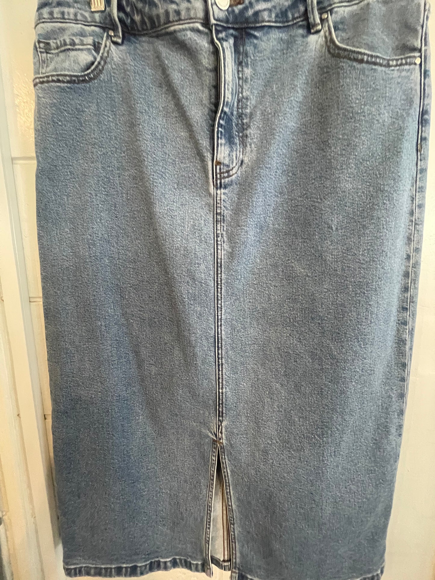 COUNTRY ROAD Skirt Size 16