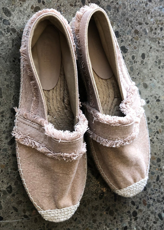 SEED Fawn Loafers -Size 40 $39 Now $20