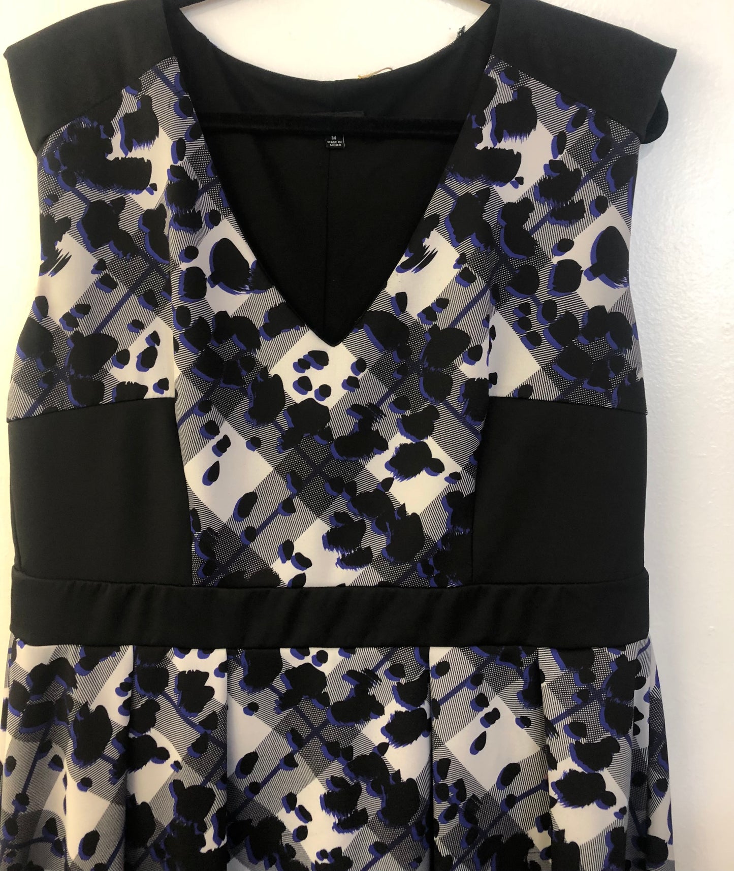 CITY CHIC Dress -Size M $29 Now $20