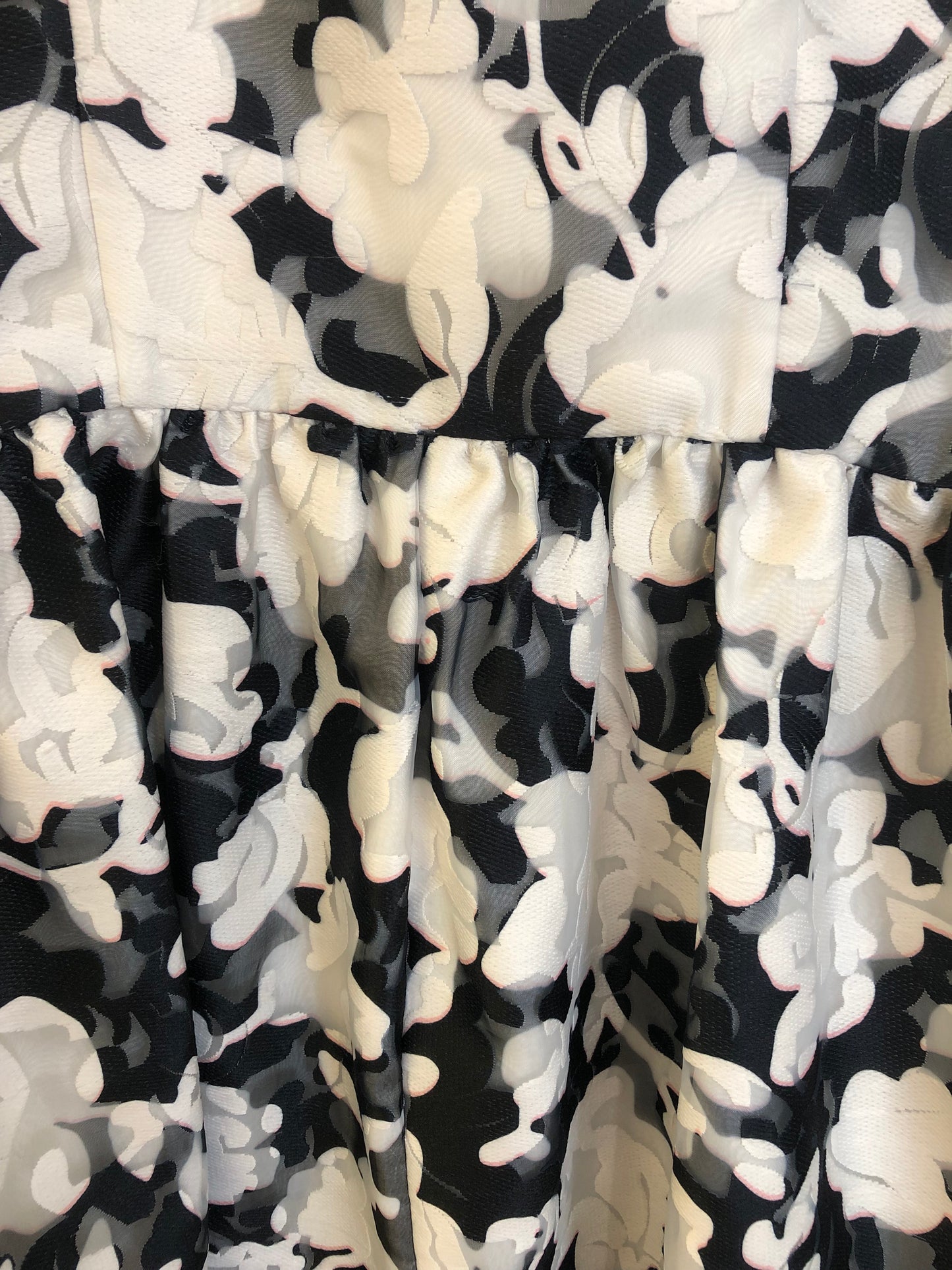 KATE SPADE Black/White Dress -Size 8 $120 Now $79