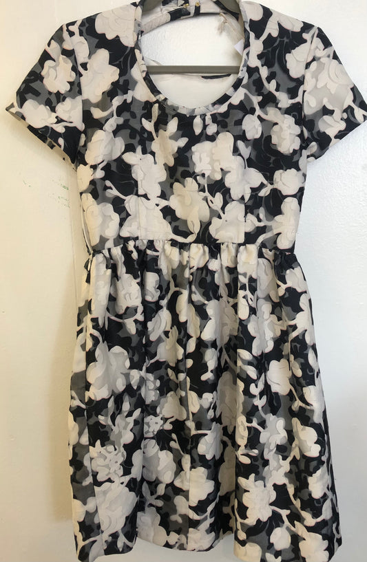 KATE SPADE Black/White Dress -Size 8 $120 Now $79