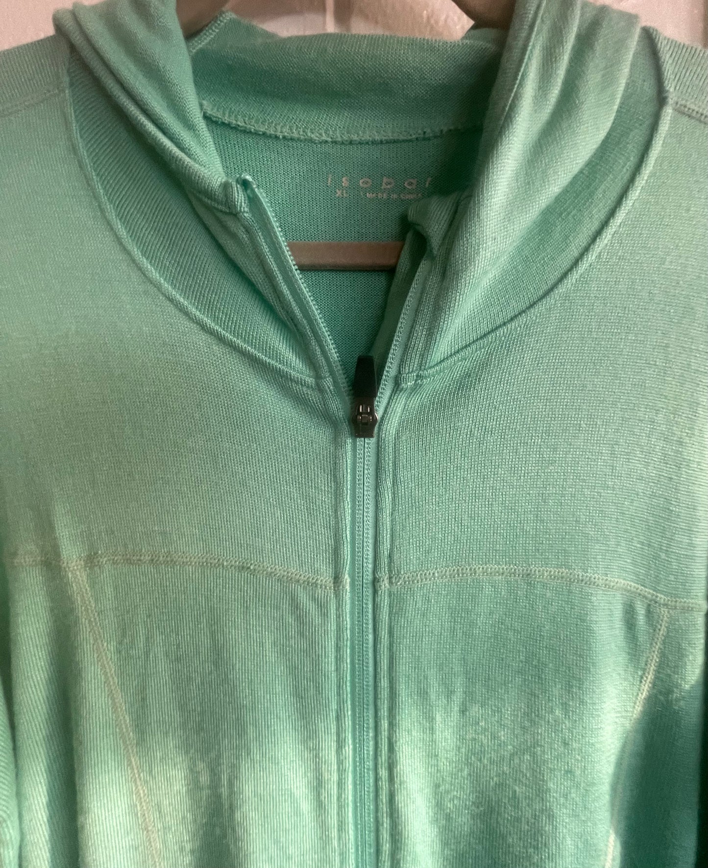 ISOBAR Merino Hoodie Size XL
