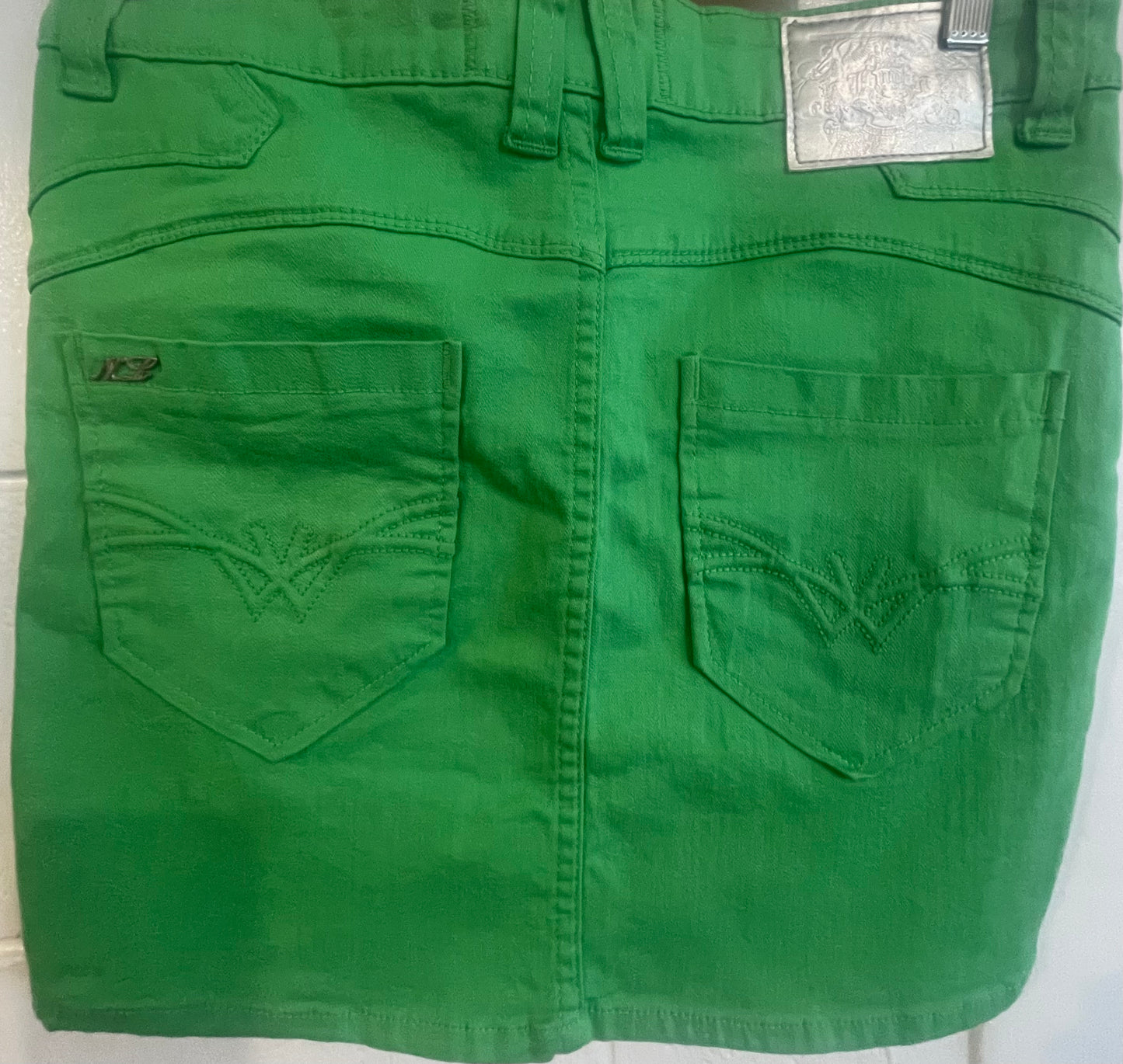 NEW LONDON Skirt Size 28