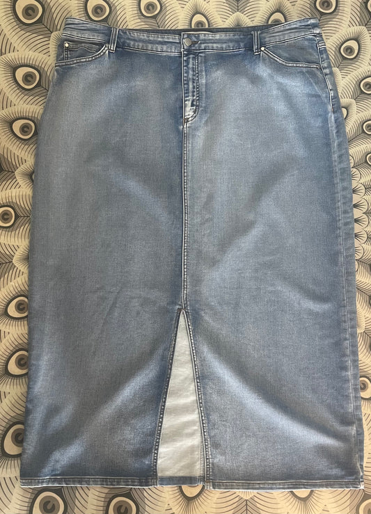 VIRTUELLE Denim Skirt Size 22