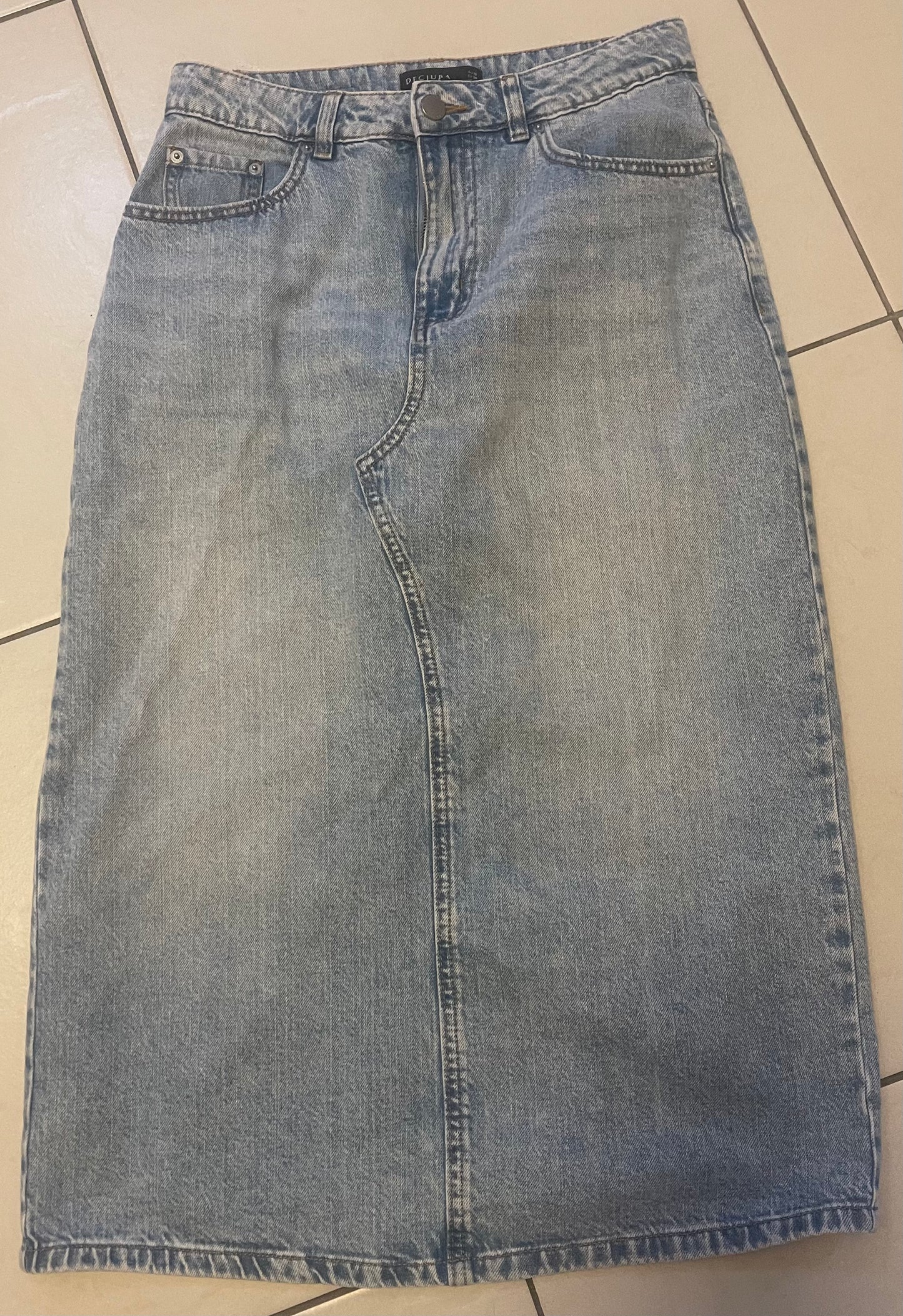 DECJUBA Skirt Size 10