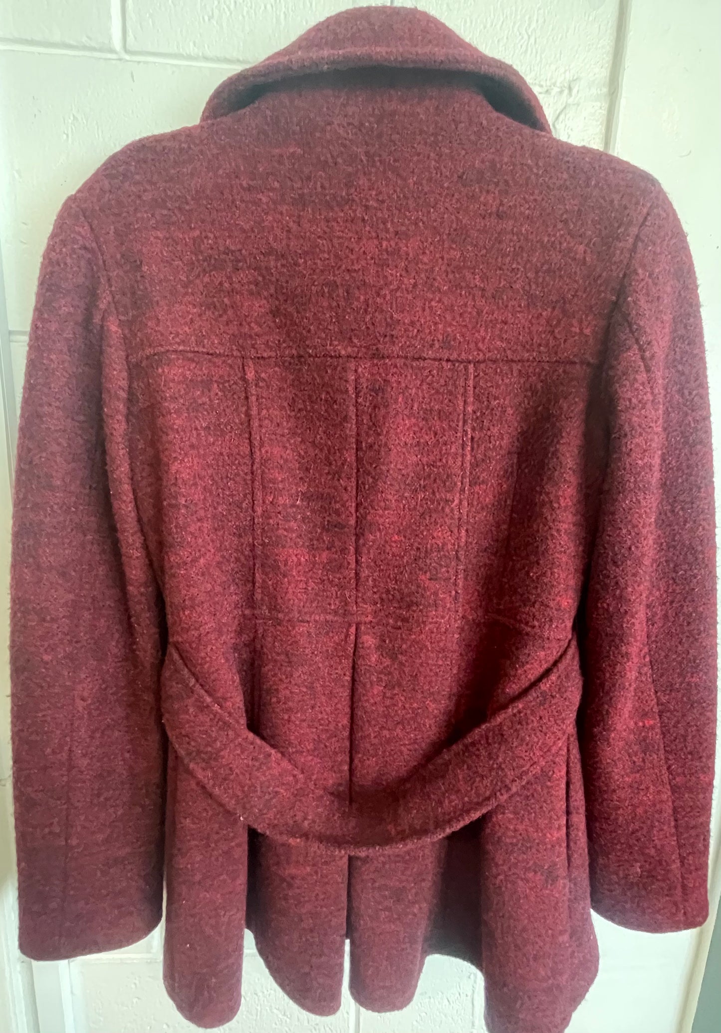 MAX Coat Size 8
