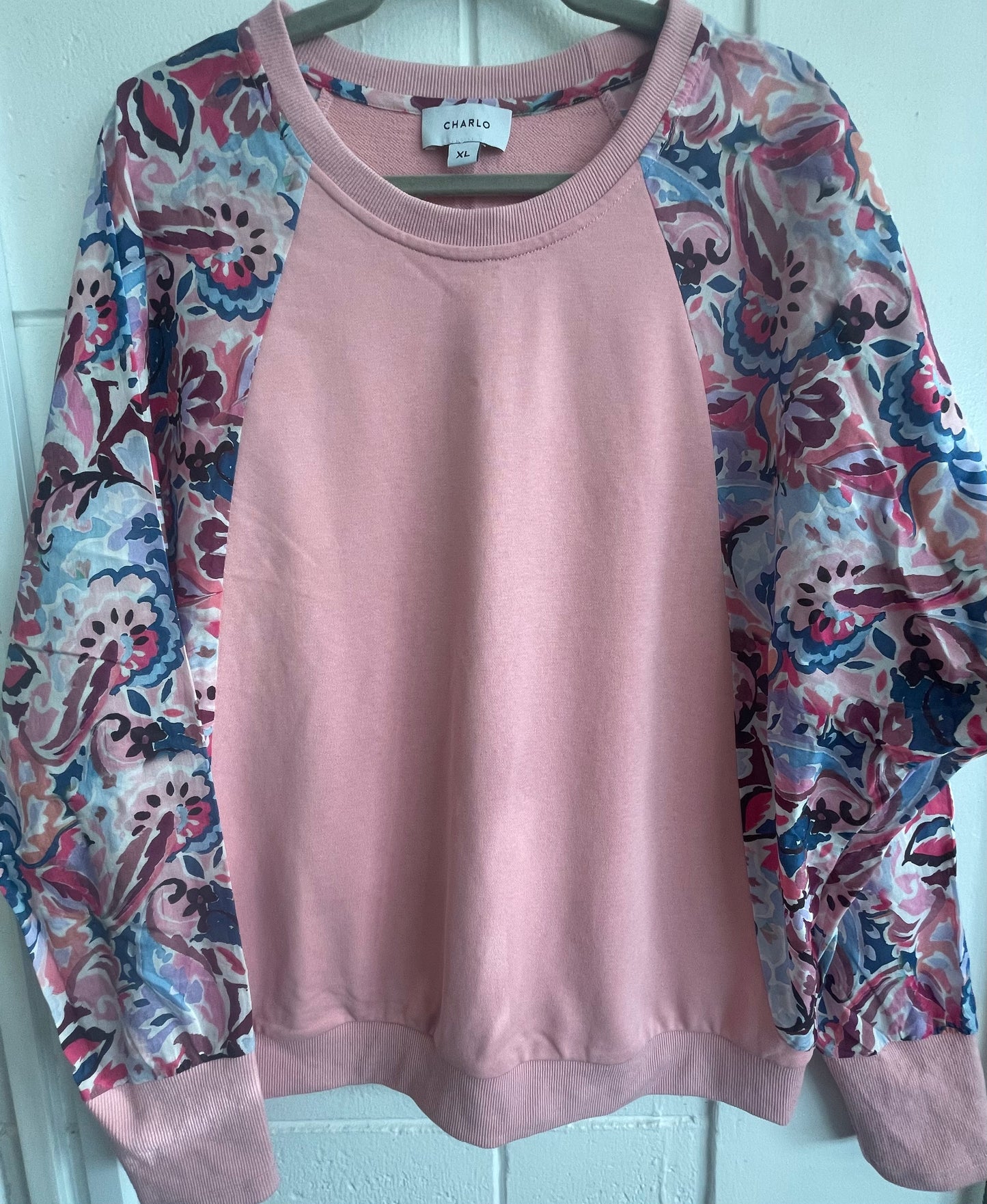 CHARLO Sweatshirt Size XL