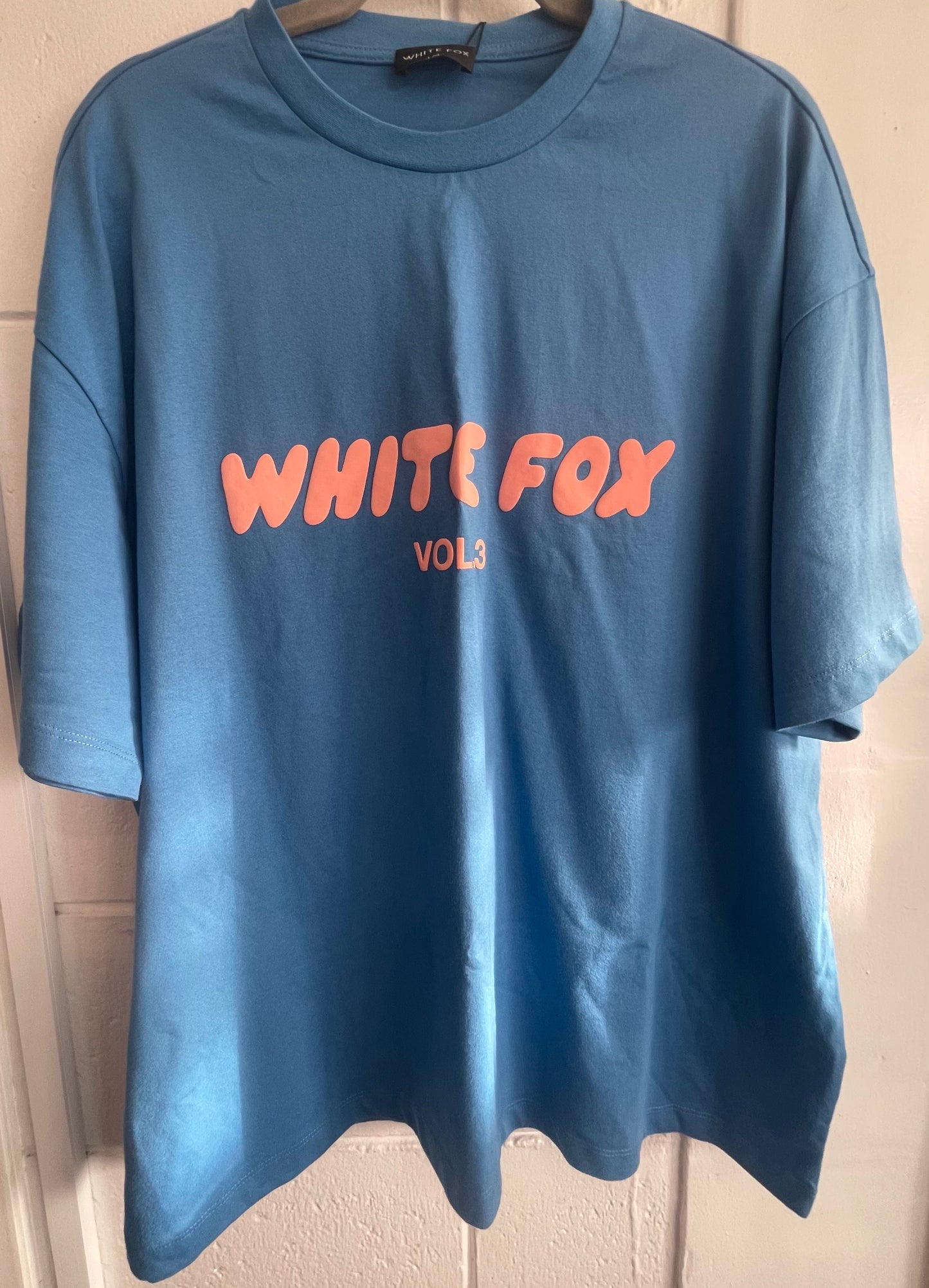 WHITEFOX Tee Shirt Size L/XL