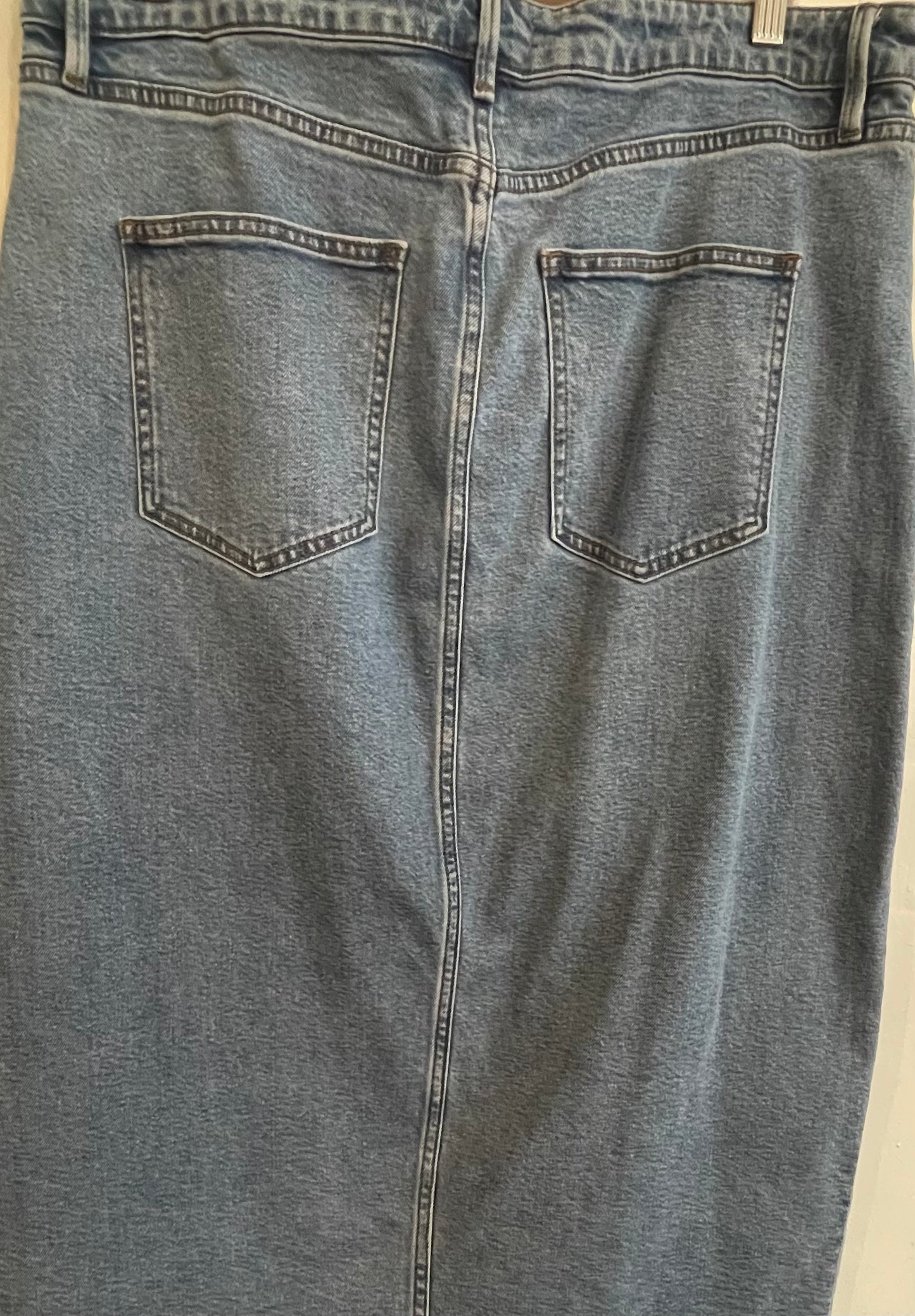 COUNTRY ROAD Skirt Size 16