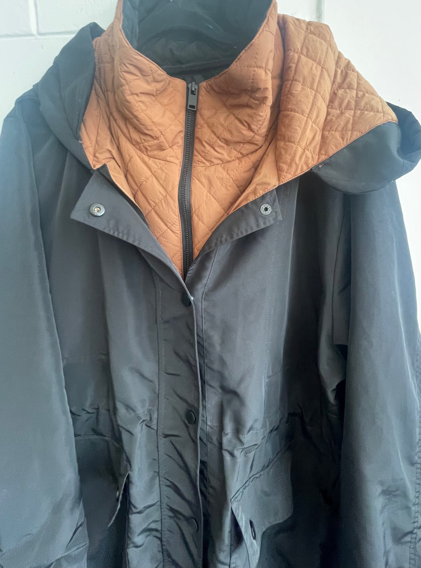 VERGE Coat Size XXL