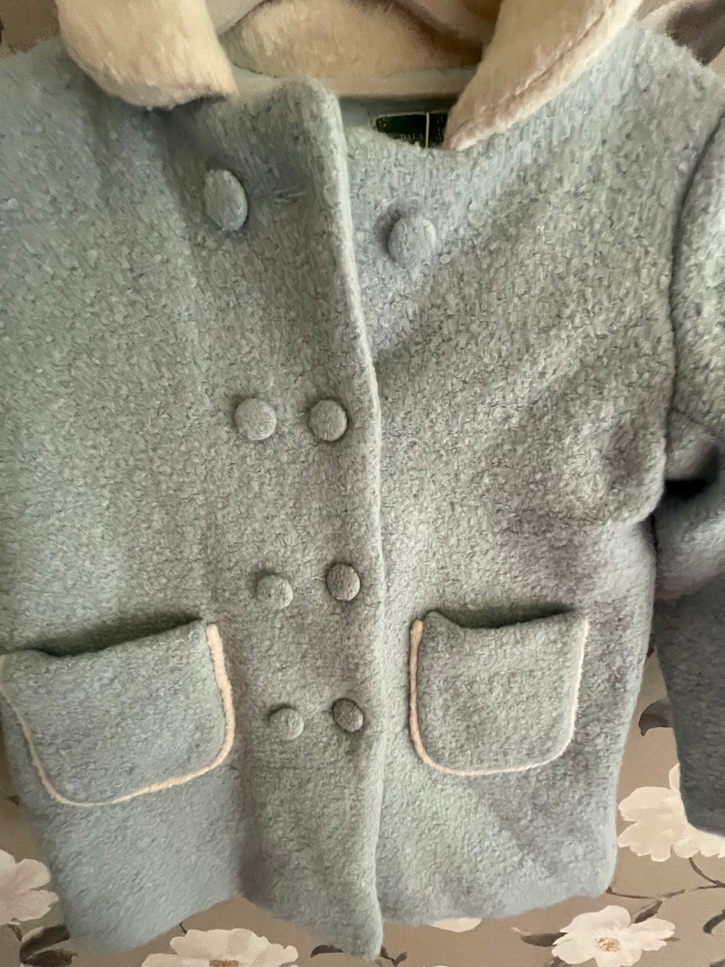 Girls DALA Coat Size 8Yrs