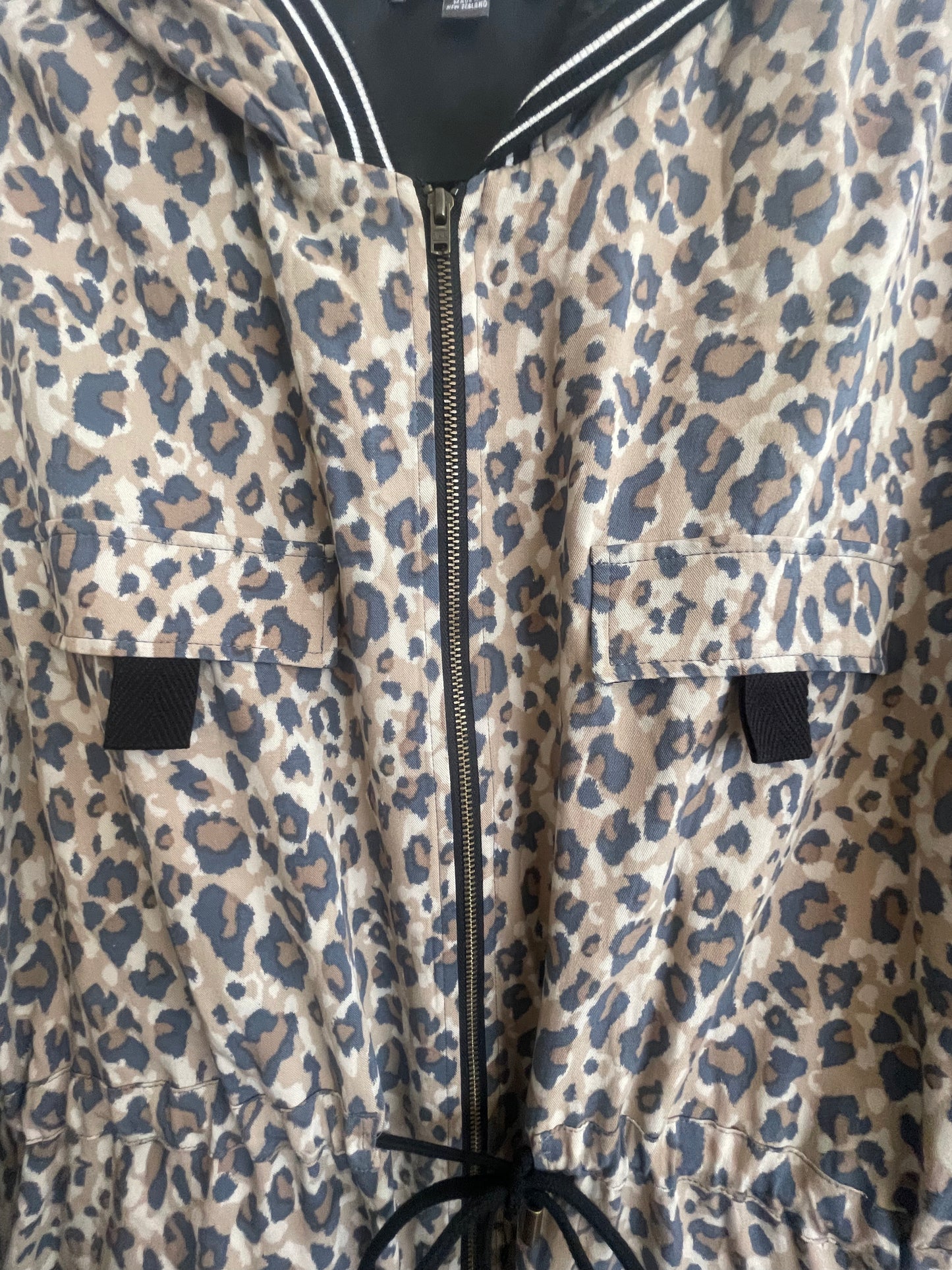 LOUNGE by REPERTOIRE Trench Coat Size 8