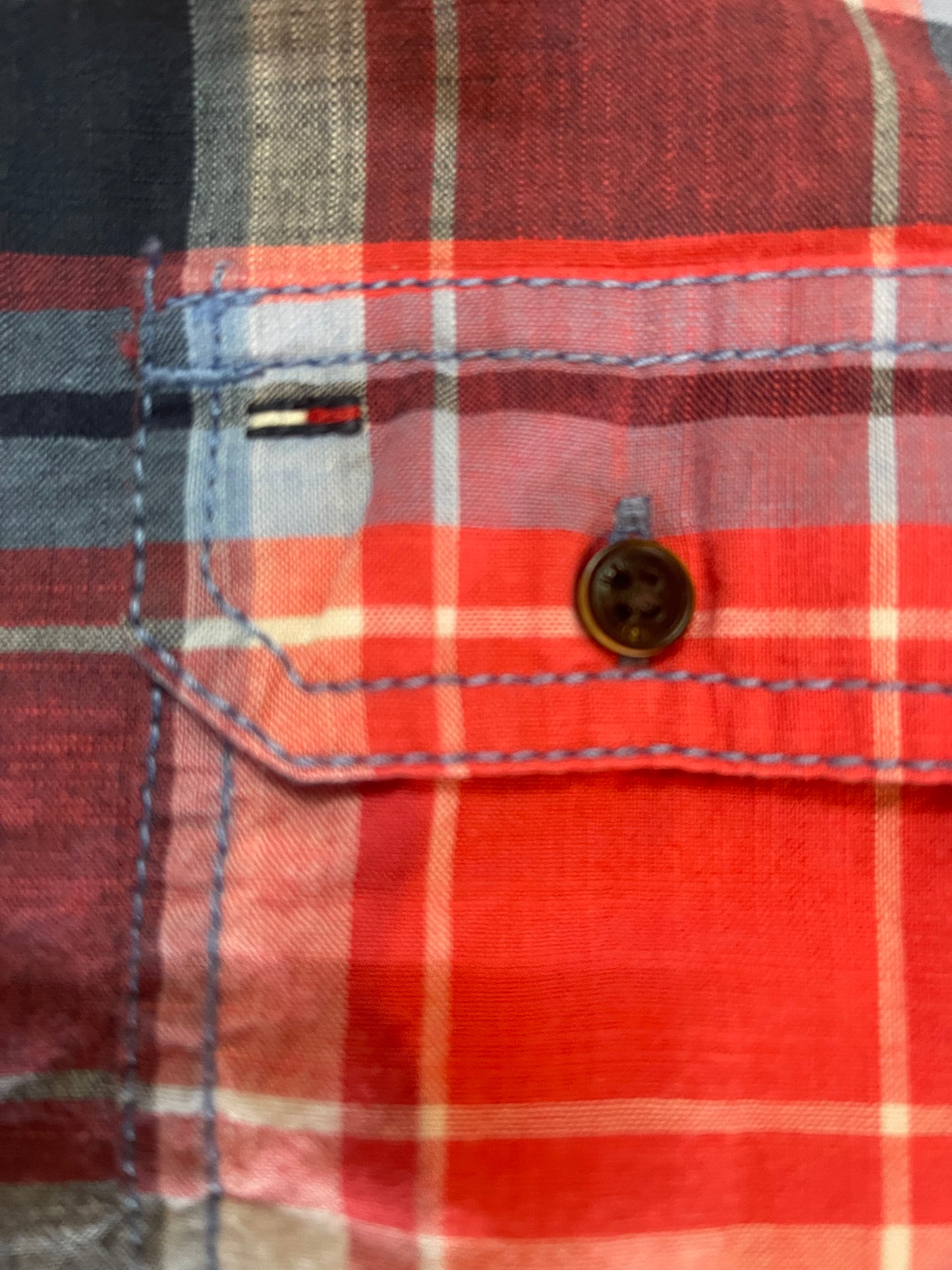 Kids TOMMY H Shirt Size 6-7yrs