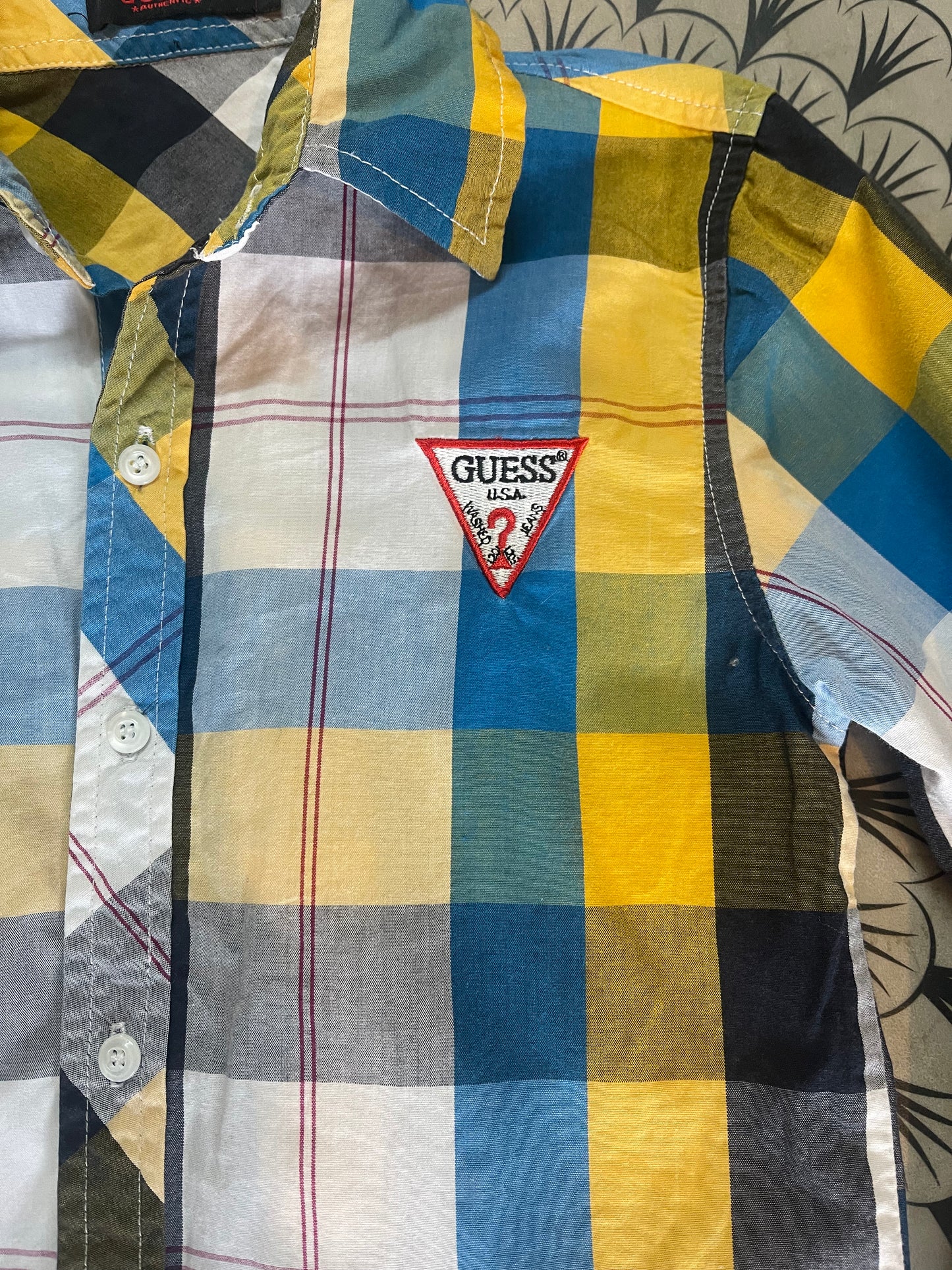 Boys GUESS LA Shirt Size 5-6yrs