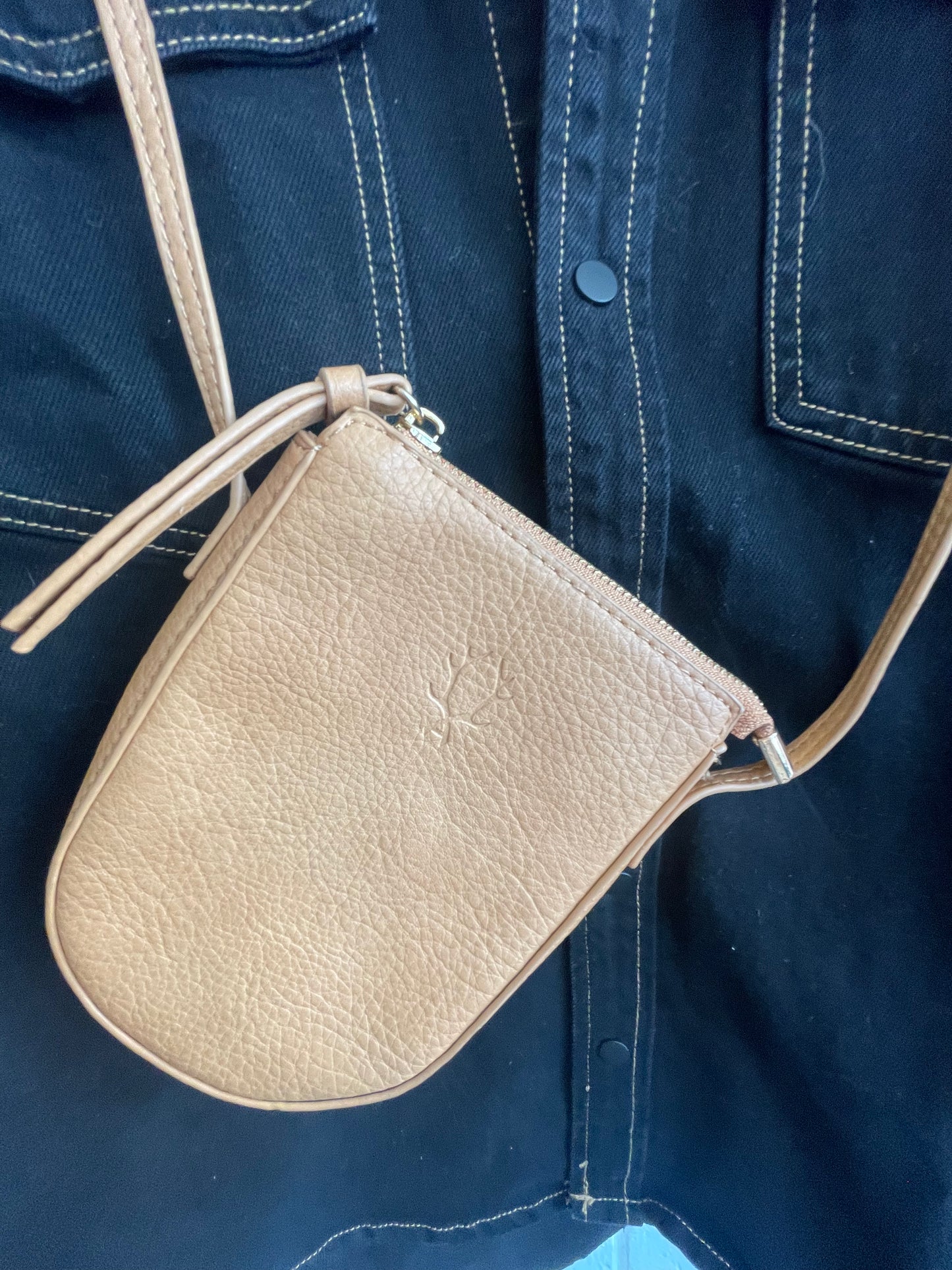 ELK Crossbody Bag
