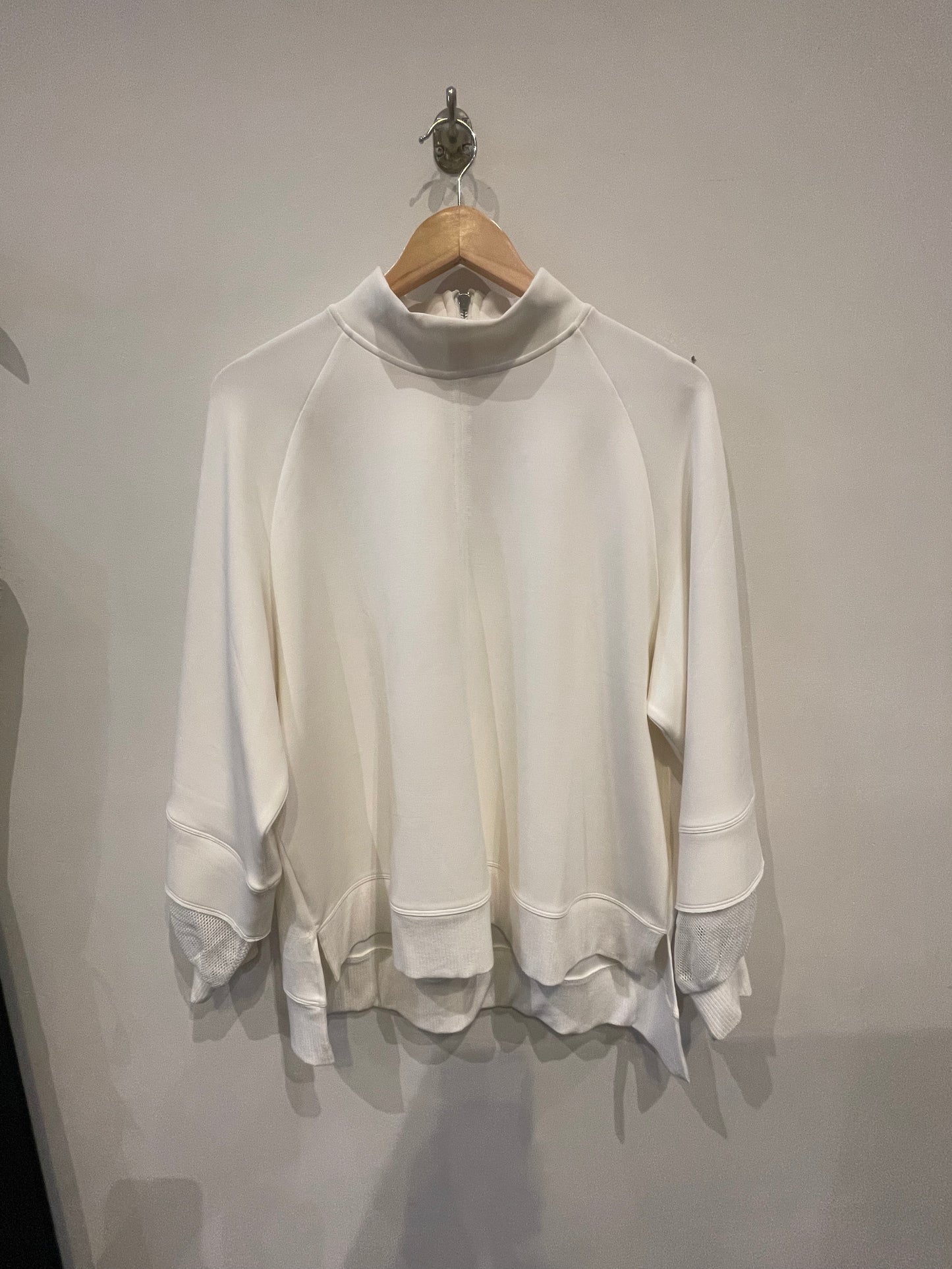 LOUNGE By REPERTOIRE Sweatshirt Size 12