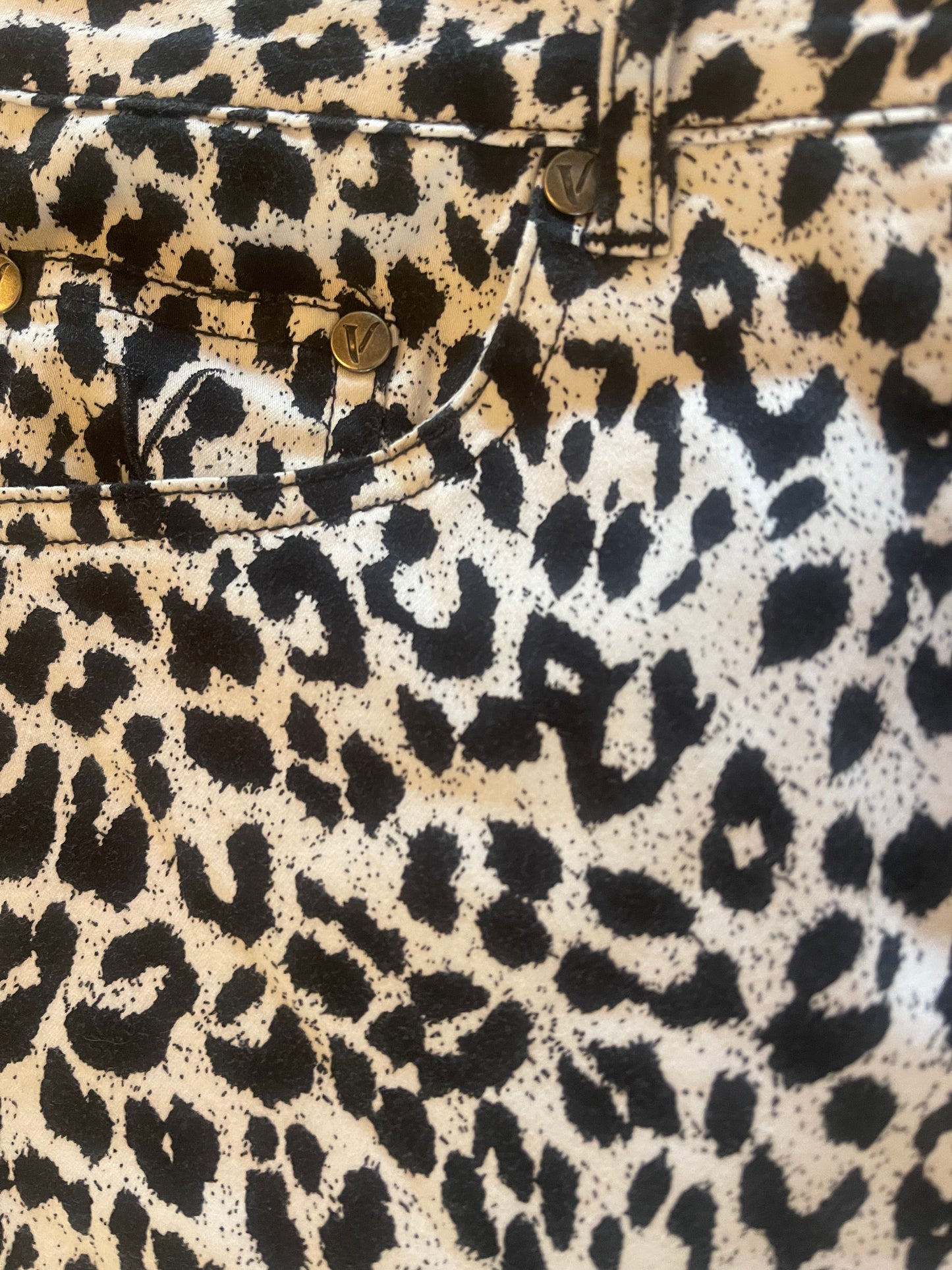 VASSALLI Leopard print Cotton Skirt Size 14 $29