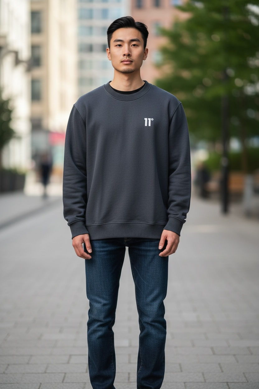 11 DEGREES Sweatshirt Size M